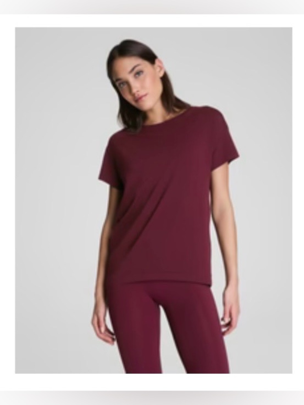 Spanx OutPace Short Sleeve Tee in Plum Berry sz M NWT